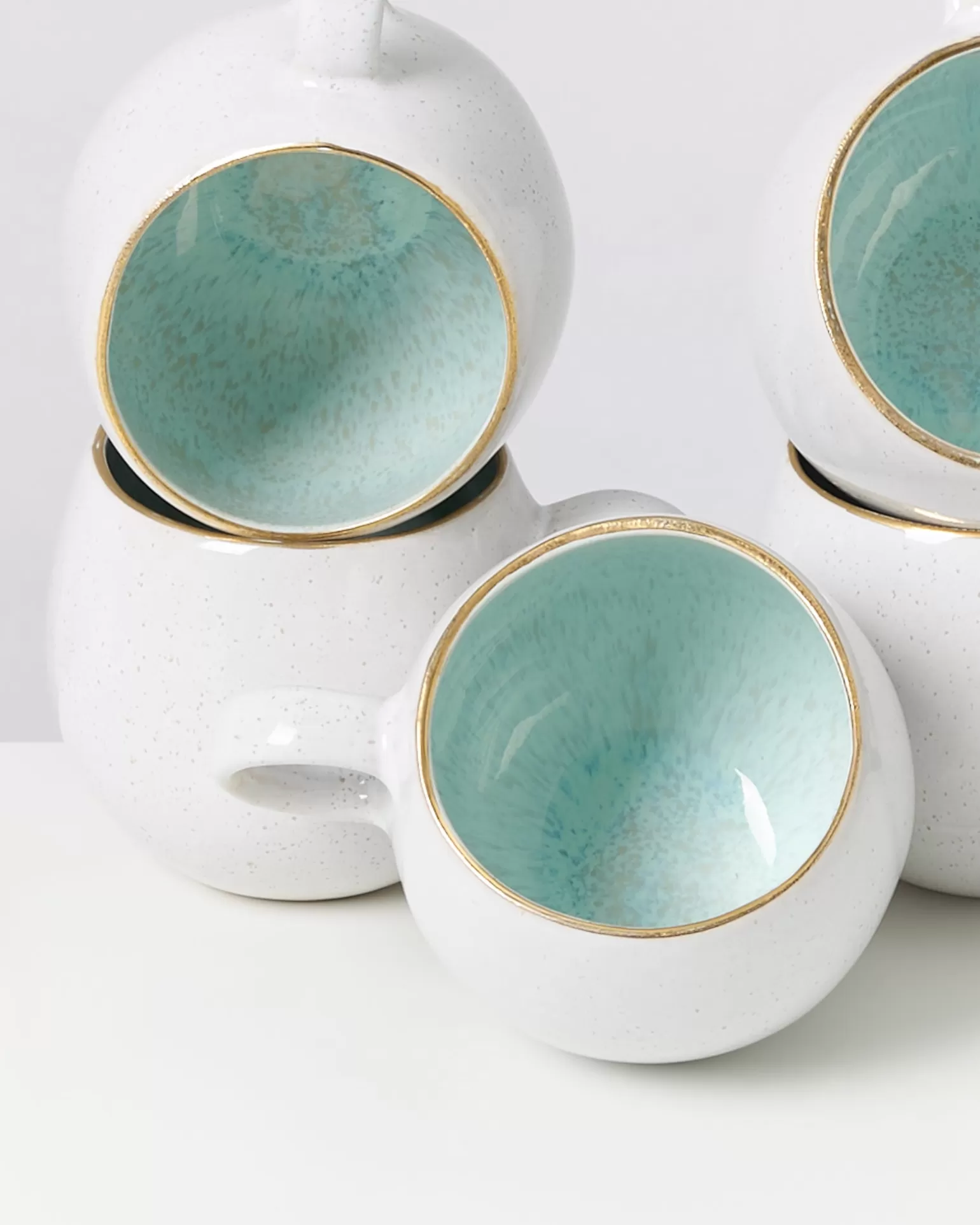 areia__mug_big_azure_with_gold_rim_2.webp Shop Motel a Miio Areia - Mug Big With Gold Rim azure