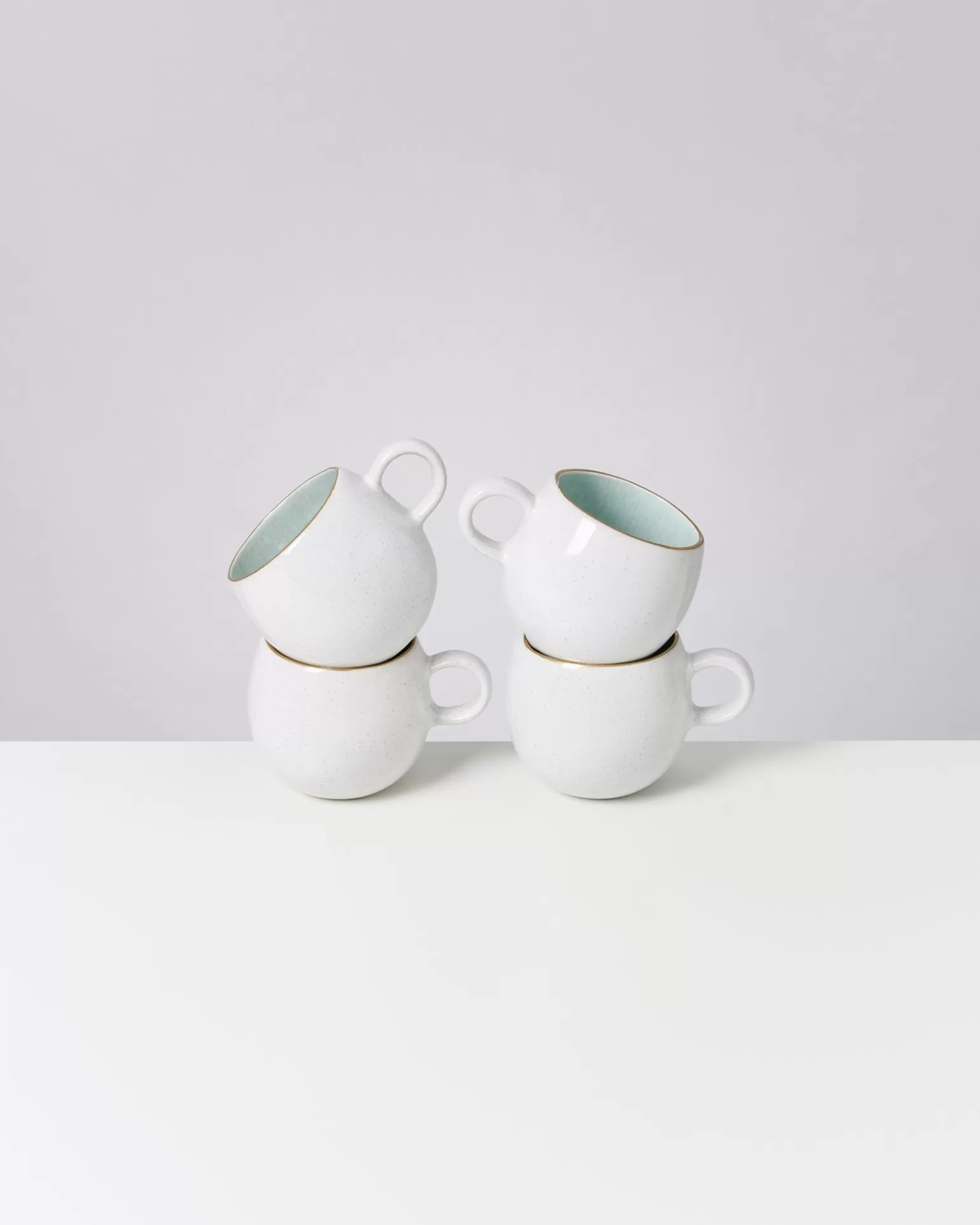 areia__mug_big_azure_with_gold_rim_3.webp Shop Motel a Miio Areia - Mug Big With Gold Rim azure