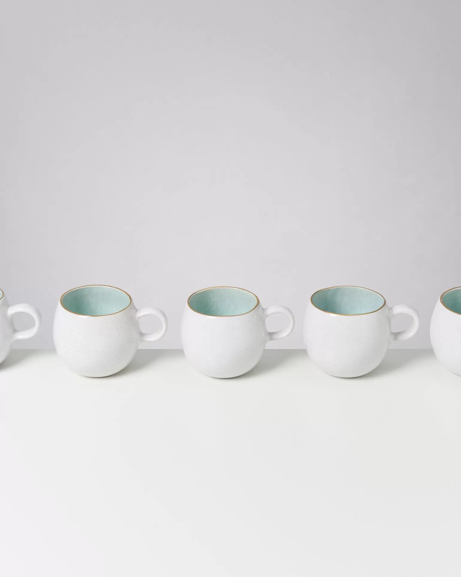 areia__mug_big_azure_with_gold_rim_4.webp Shop Motel a Miio Areia - Mug Big With Gold Rim azure