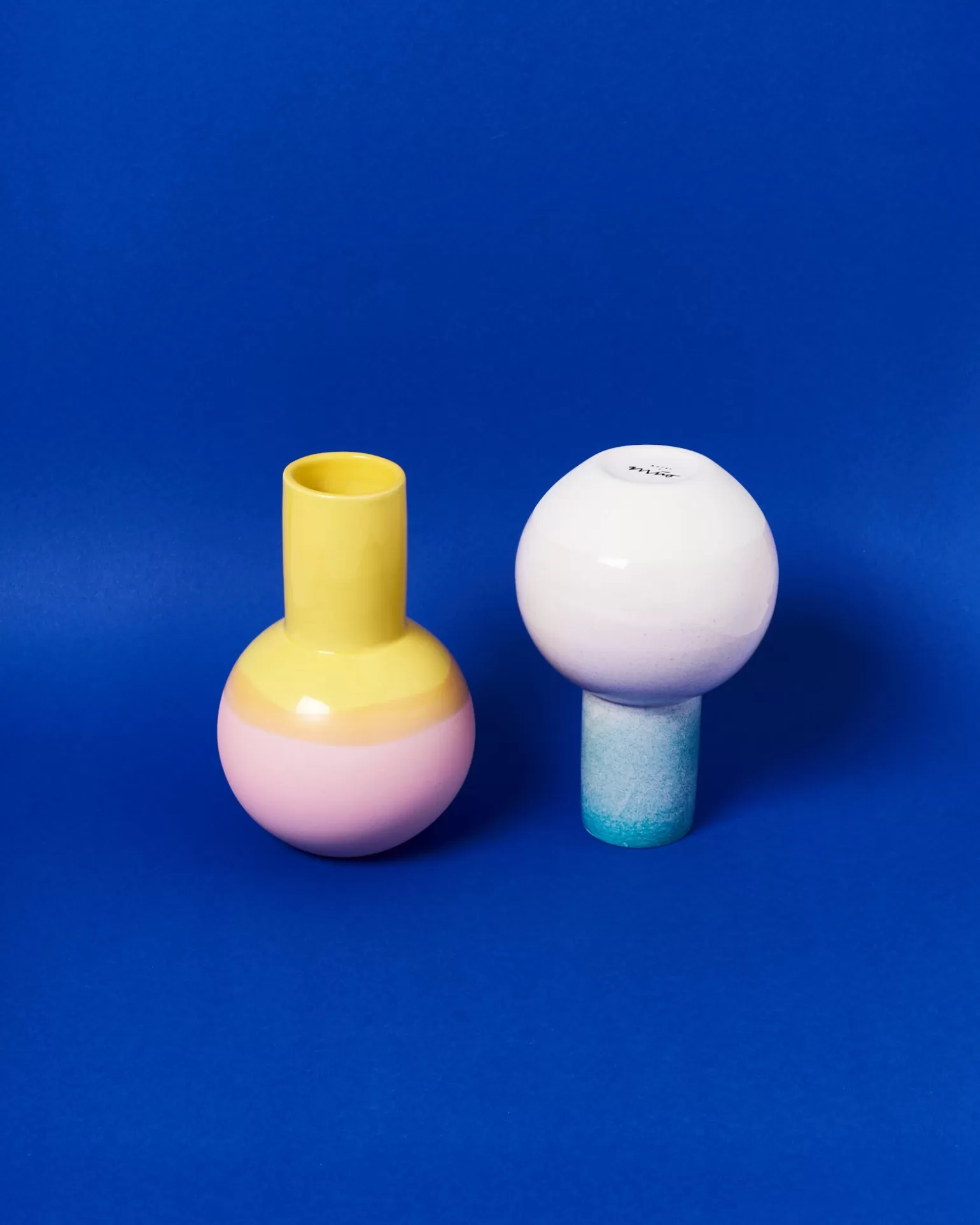 bola_vase_m__yellow_rose_2.webp New Motel a Miio Bola Vase M - yellow rose