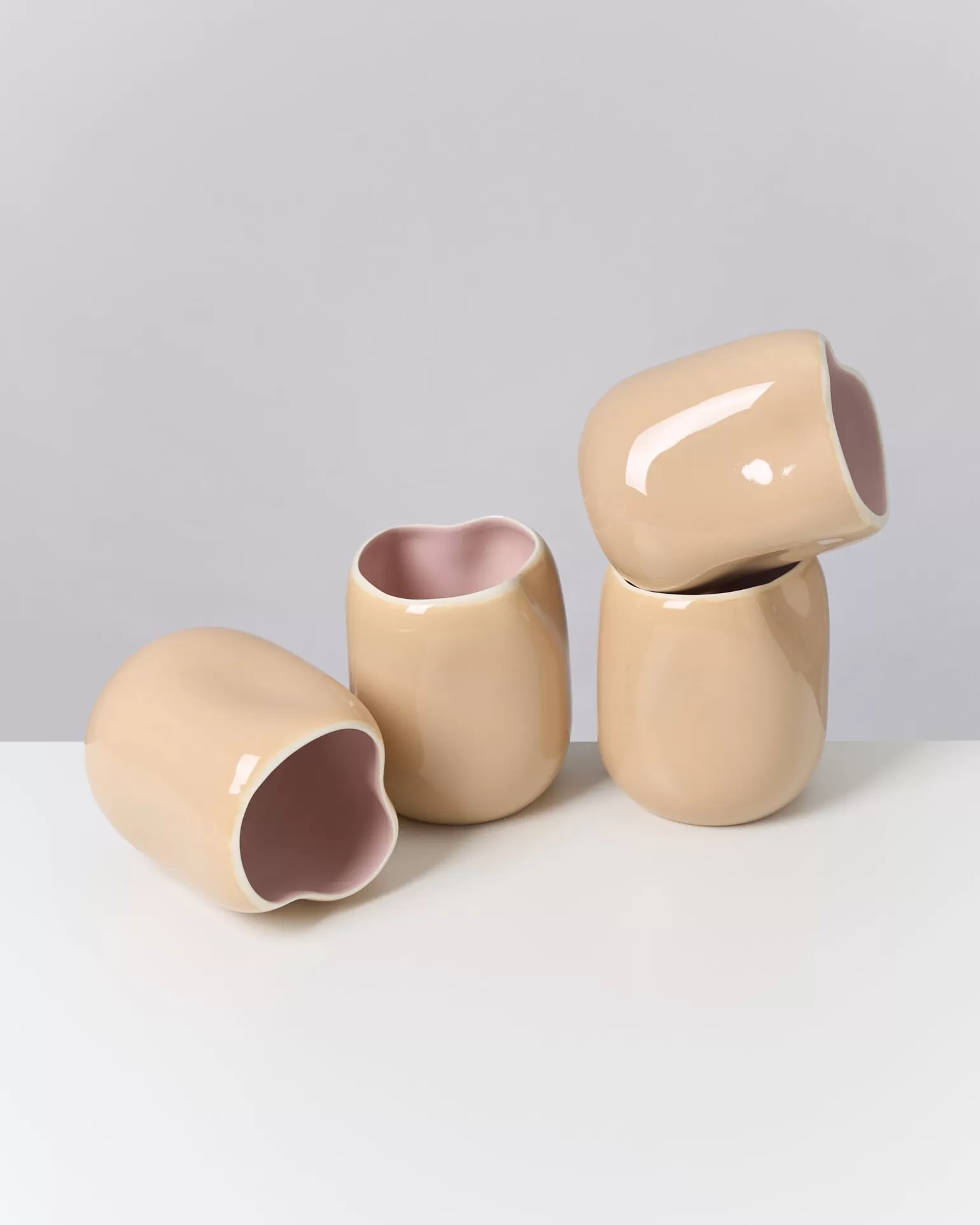 joo_vase_m_cappuccino_ros_4.webp Best Motel a Miio João Vase M cappuccino rosé