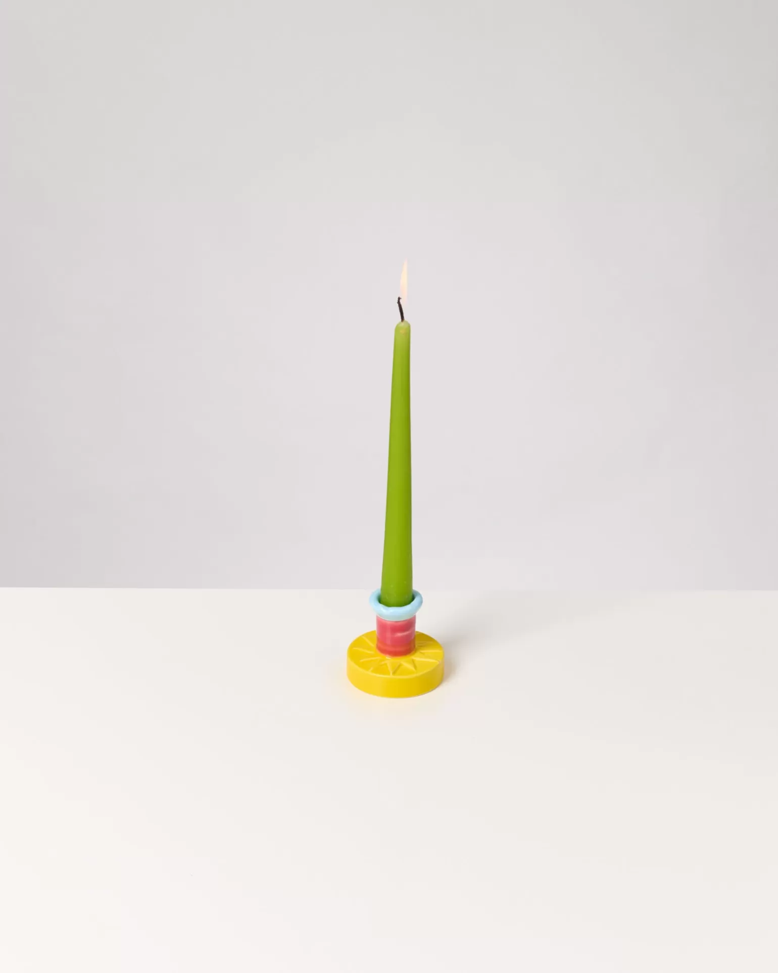 motel_a_miio_x_isismaria_brisa_candleholder_yellow_red_4.webp Hot Motel a Miio X Isis-Maria Brisa Candleholder Yellow Red gelb rot