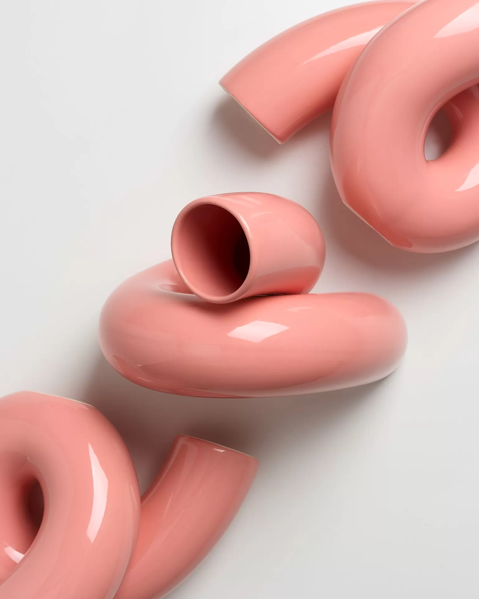 Hot Motel a Miio X Ju Schnee Viparita Vase L pink