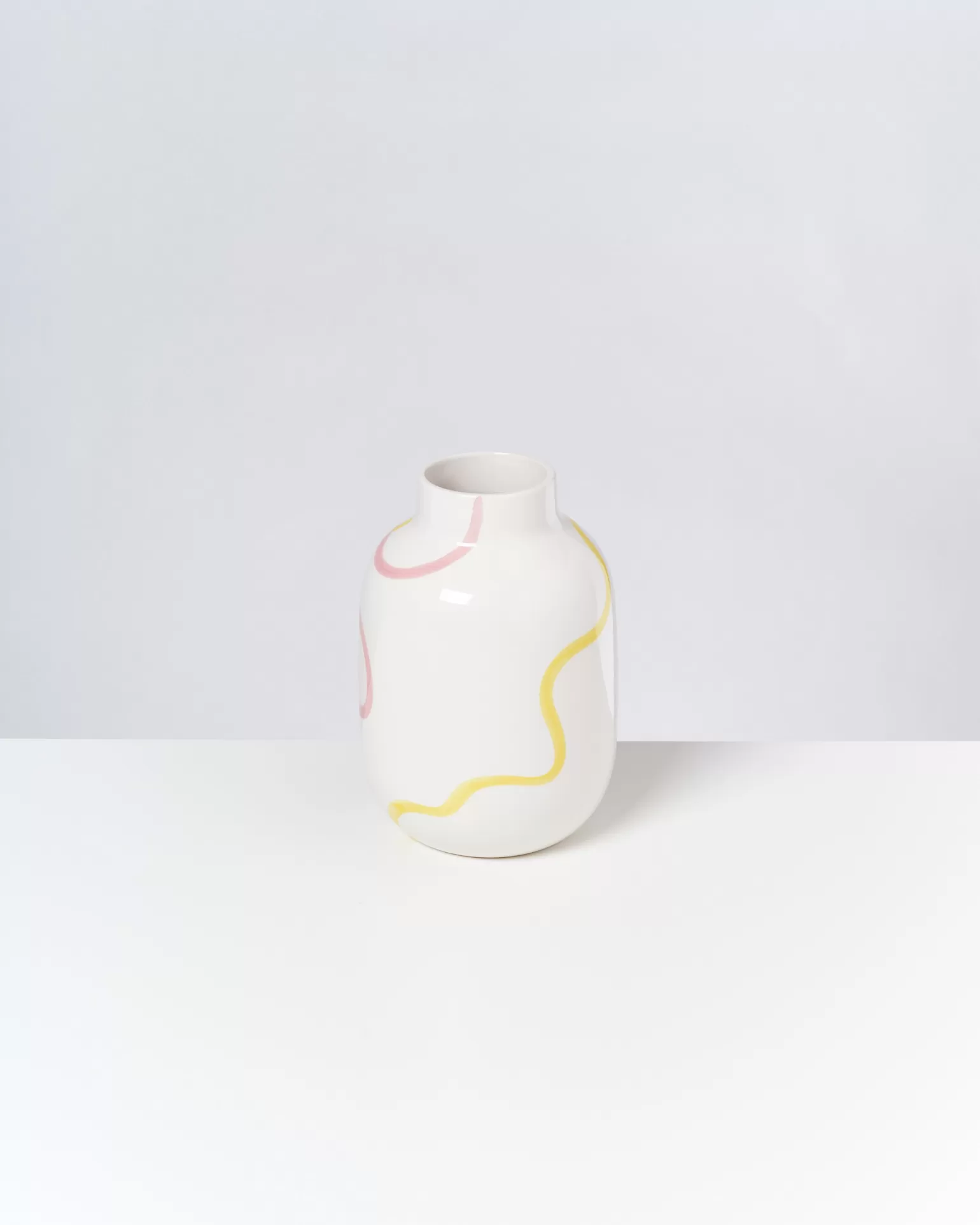 nuno_vase_m_serpentine_2.webp Shop Motel a Miio Nuno Vase M serpentine