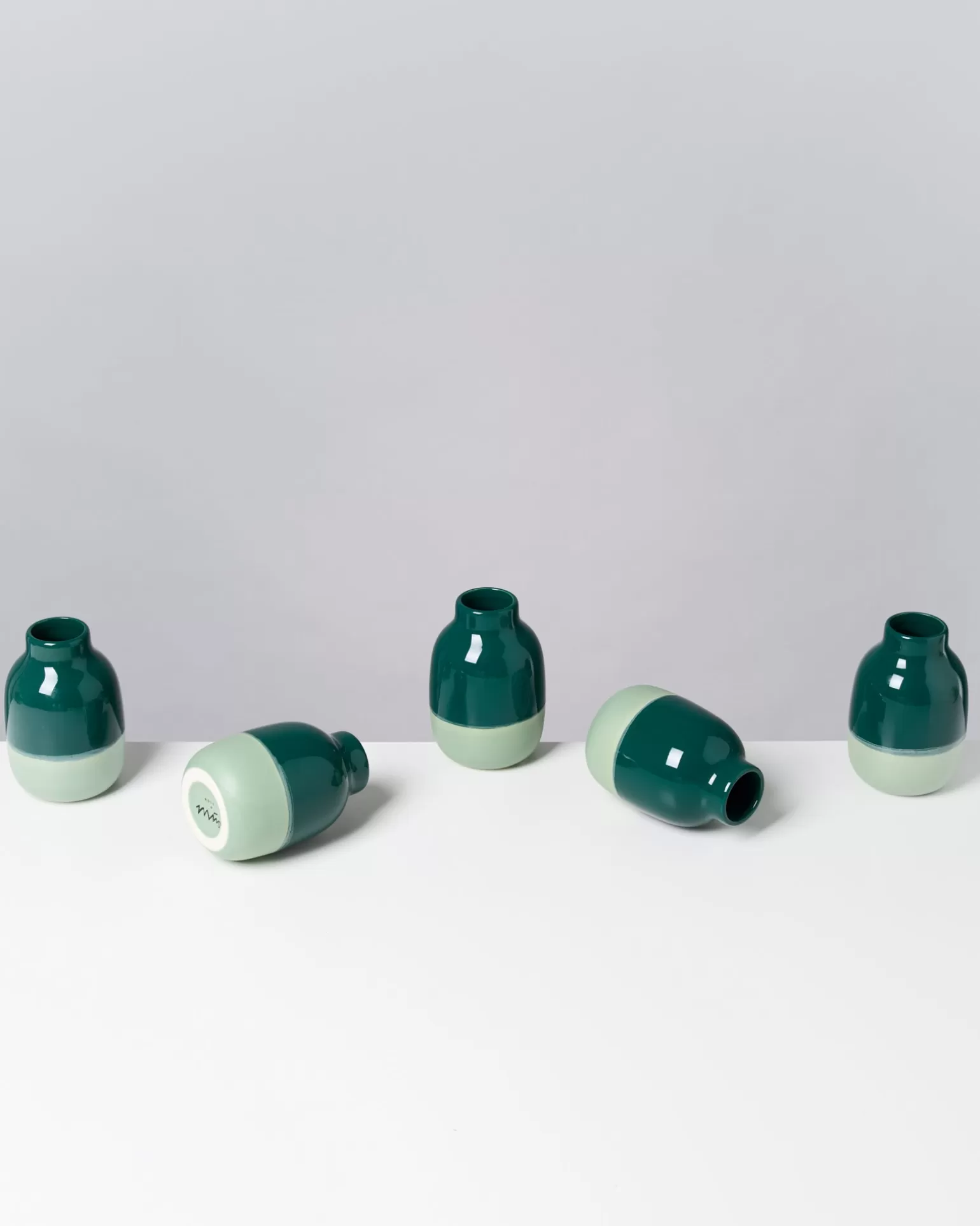 nuno_vase_s_darkgreen_sage_2.webp Hot Motel a Miio Nuno Vase S darkgreen sage